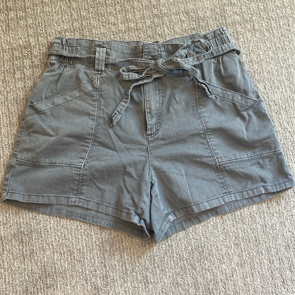 Old Navy shorts